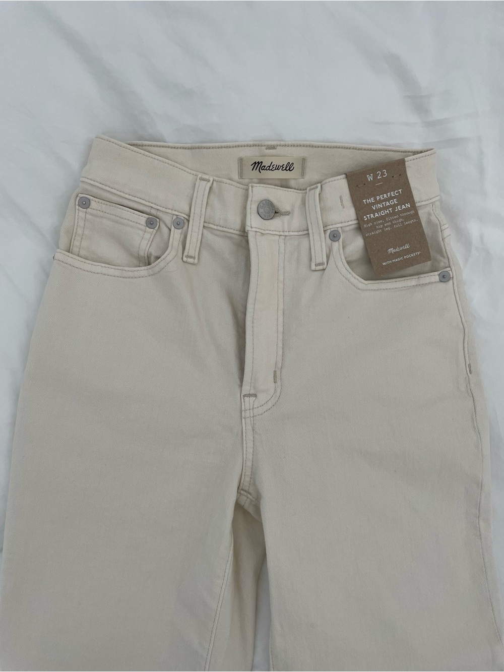 NWT, Madewell Women’s Cream Straight Jeans, Size 23